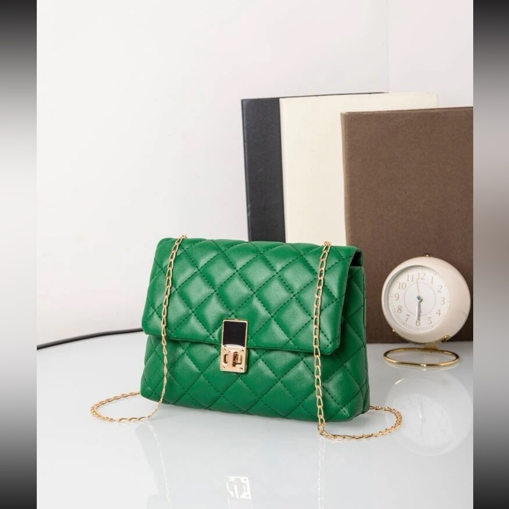 Quilted Twist Lock Chain Flap Square Bag